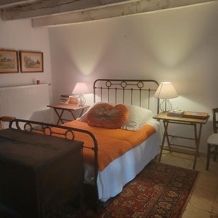 Chambre De Charme Les Quatre-Routes-du-Lot Eksteriør billede