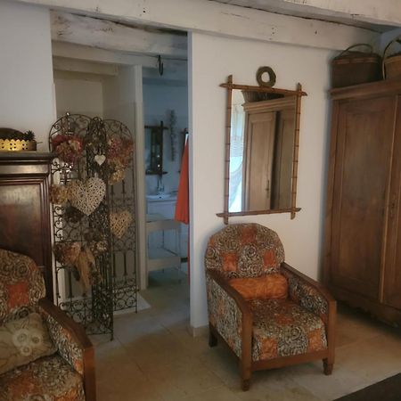Chambre De Charme Les Quatre-Routes-du-Lot Eksteriør billede